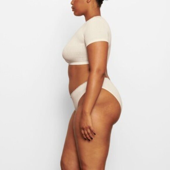 SKIMS Lace Pointelle Cheeky Brief Bone 3X‎ - Picture 12 of 12